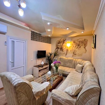 Apartment In The Centre Of Yerevan For Rent Экстерьер фото