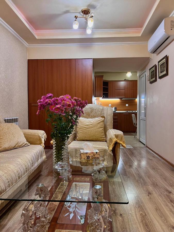 Apartment In The Centre Of Yerevan For Rent Экстерьер фото