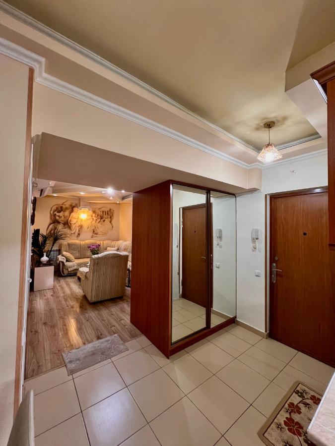 Apartment In The Centre Of Yerevan For Rent Экстерьер фото